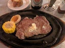 ステーキハウス・ピッツバーグ・フォーラム