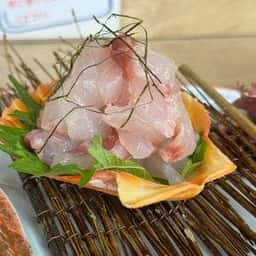 レストラン かどやてらす