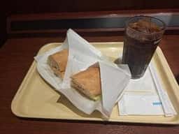 ドトールコーヒーショップ みなとみらい駅店
