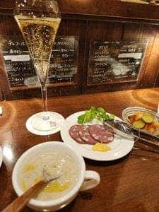 チャコール バル ジュ