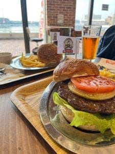 よこすか三大グルメのお店 よこすかグルメ艦隊