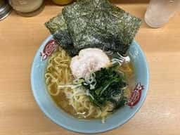 横浜ラーメン 町田家 新宿南口店