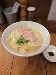 麺楽 軽波氏
