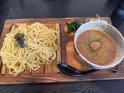 麺場 神徳 壺屋店