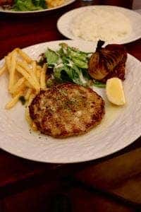ワイン食堂 旅する子ブタ 渋谷ヒカリエ店