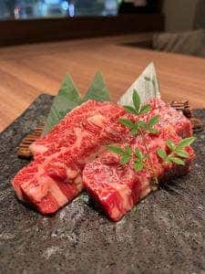 完全個室×プロジェクションマッピング 東京焼肉-黒木-