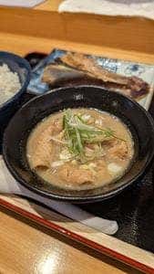 もつ煮込み 中田屋