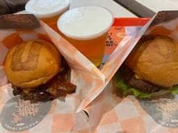 ウマミバーガー 有明ガーデン店