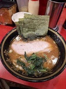 横濱家系ラーメン 六代目野中家