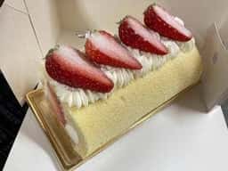 苺の里 Strawberry Garden