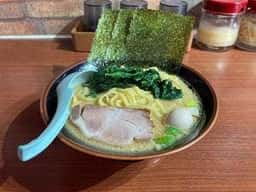 横濱家系ラーメン 三ノ輪家