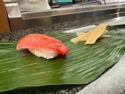 すし辰の立ち食い minamore店