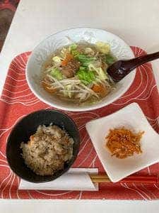 沖縄そばエビィ