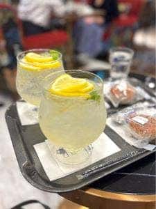 ケーニヒス クローネ カフェテリア ヒルトンプラザイースト店