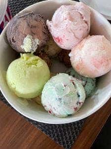 サーティワンアイスクリーム ららぽーと名古屋みなとアクルス店