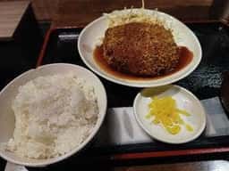 炭火焼き鳥 串八珍 靖国総本店