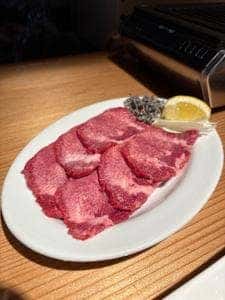 カウンター焼肉 うしすき