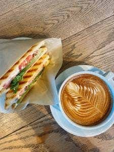 STREAMER COFFEE COMPANY 東北沢駅店