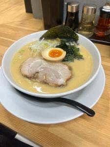 とんこつらーめん 凛