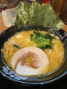 横浜家系ラーメン 町田商店 新百合ヶ丘駅前店