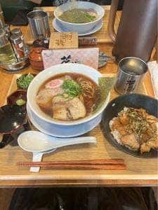 おダシと銀しゃり 中華そば 花道