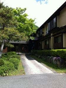 莞山