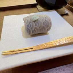 亀屋良長 京都本店