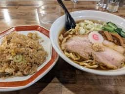 拉麺 アイオイ