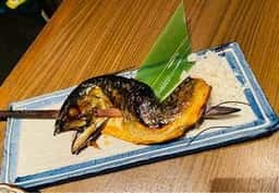 炉端焼き燻銀名駅西口店