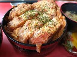 駒鳥売店