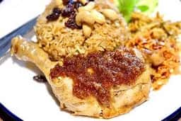 MYANMAR FOODIES HOUSE