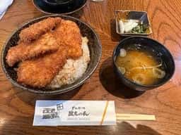 とんかつ政ちゃん 牡丹山店
