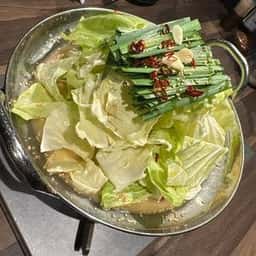 黒毛和牛焼肉と本格もつ鍋 山樹 小牧原店