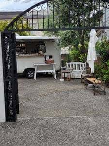 WEEKEND CAKES GARDEN