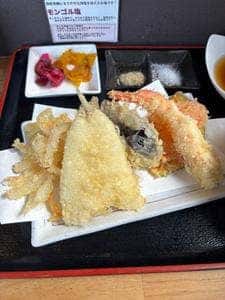 天丼とカレーの店 輪