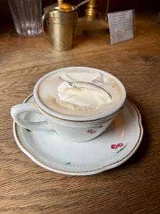 Café Les Jeux Au Grenier