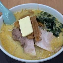 青森みそカレー牛乳ラーメン かわら 青森空港