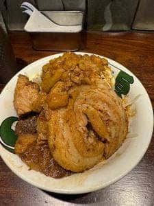 ラーメン雷 東京本丸店