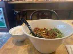 麻辣担々麺 堂島