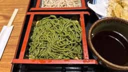 鶴八