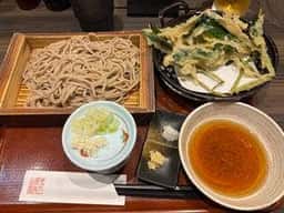 蝦夷前そばと豚丼 北堂 狸COMICHI店
