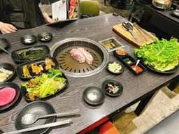熟成肉専門店 ヨプの王豚塩焼 GEMS新橋店