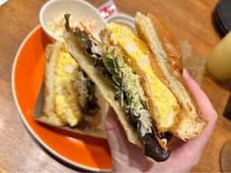 堂山食堂 EST店