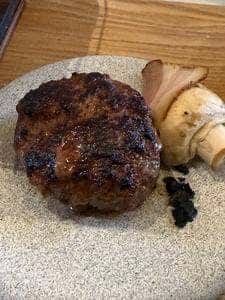 ニュードライブイン トウベツ