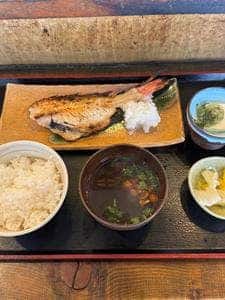 炭焼き炉端 マルヰ