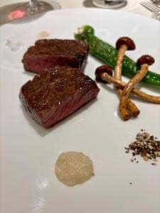 ラ・メゾン・ド・ビィ LA MAISON DE LA BERGERONNETTE GINZA