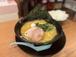 横浜家系ラーメン 町田商店 大崎店
