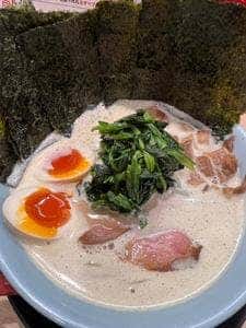 家系ラーメン 薩摩家