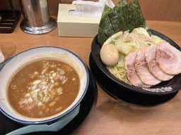横浜家系ラーメン 町田商店 大崎店