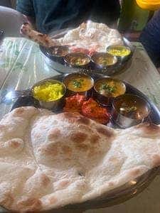 パリワール 信濃町店